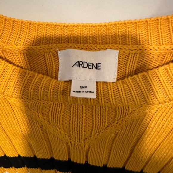 yellow and white sweater- ribbed - ardene - Picture 3 of 3
